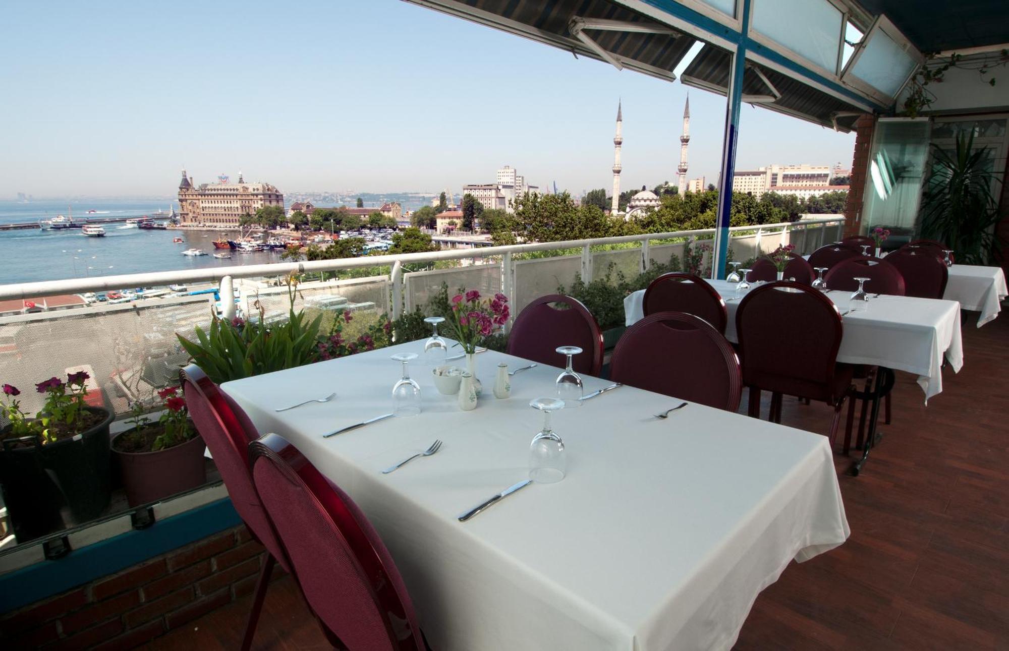 Kadikoey Rihtim Hotel Istanbul Eksteriør billede