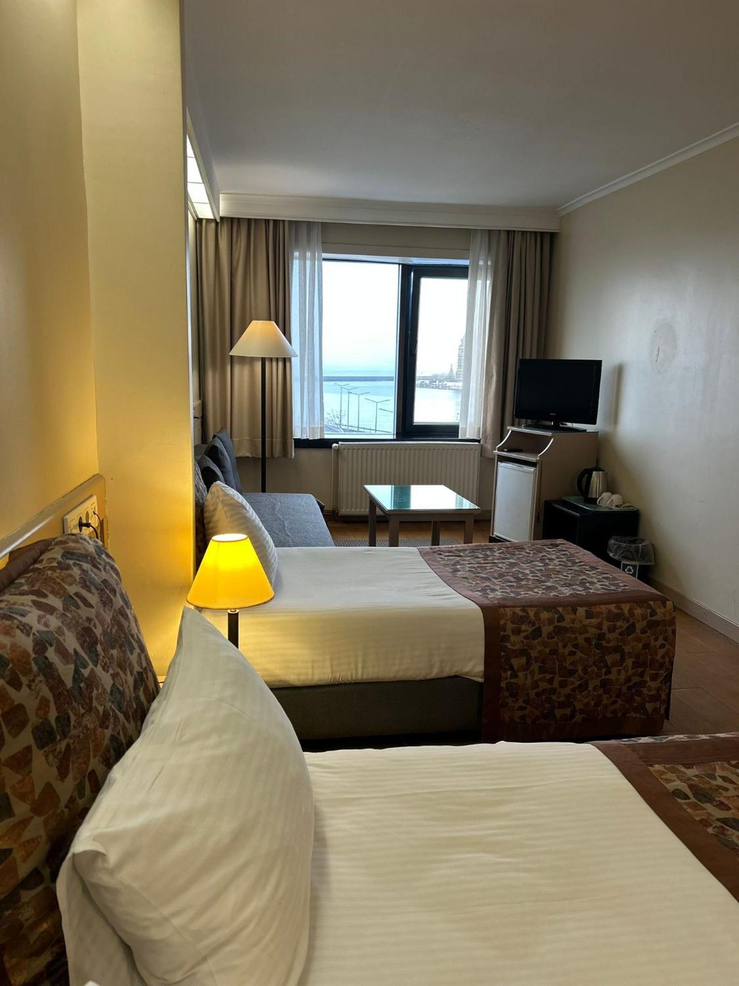 Kadikoey Rihtim Hotel Istanbul Eksteriør billede